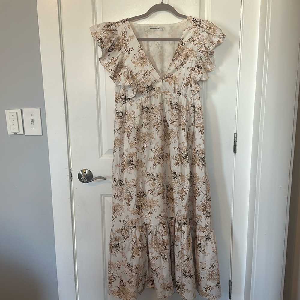 Abercrombie Midi/Maxi Dress with Ruffle Sleeves